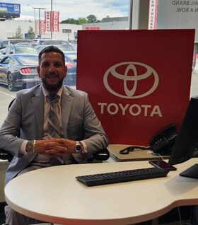 Staff member Jose Urresta from e0538e949474