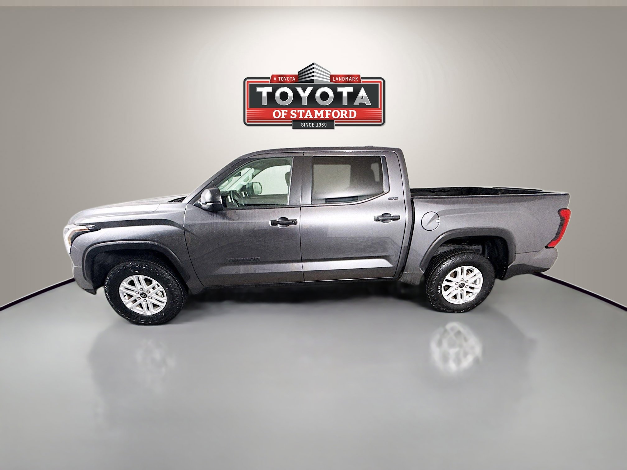 2024 Toyota Tundra SR5 photo 3