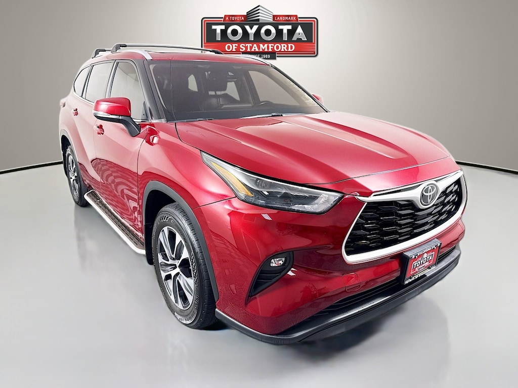 Used 2022 Toyota Highlander XLE SUV