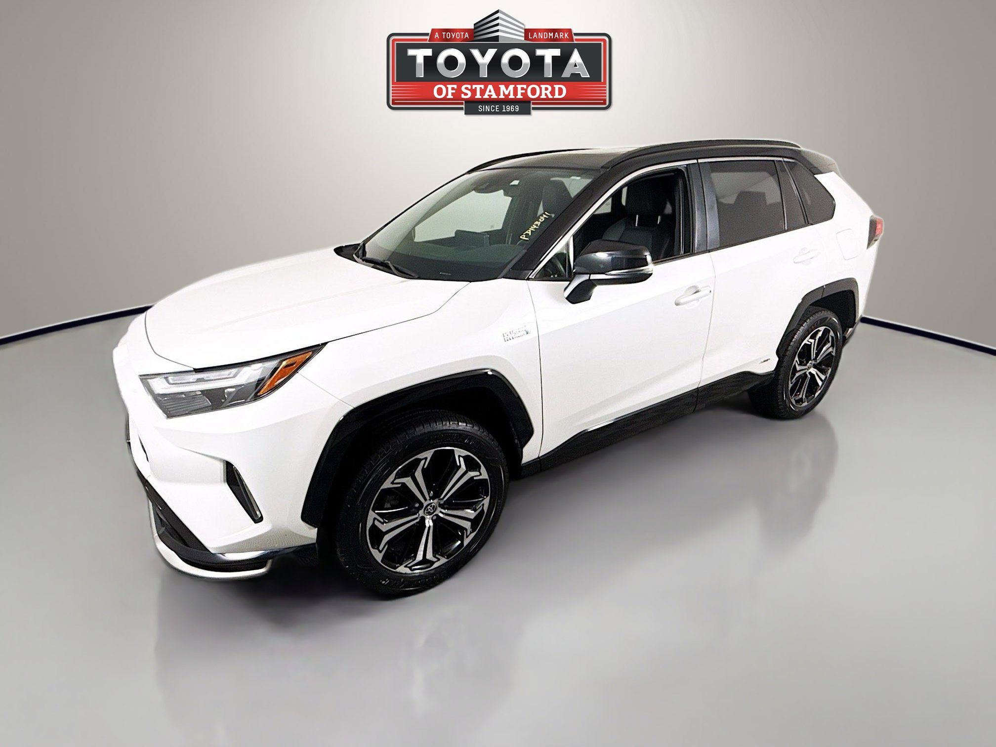 2023 Toyota RAV4 Prime XSE photo 3