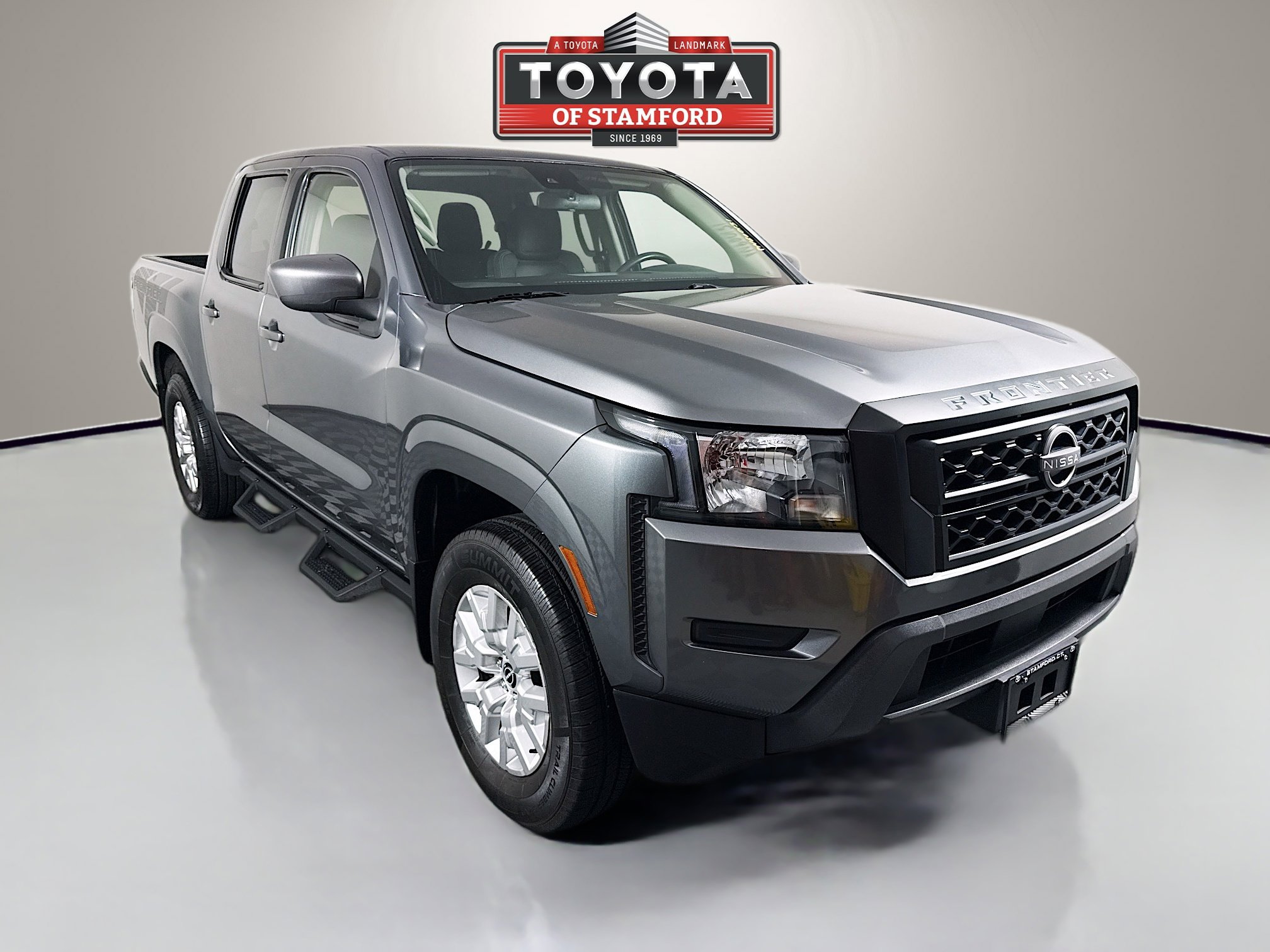 2023 Nissan Frontier SV Crew Cab 4X4 SWB's photo