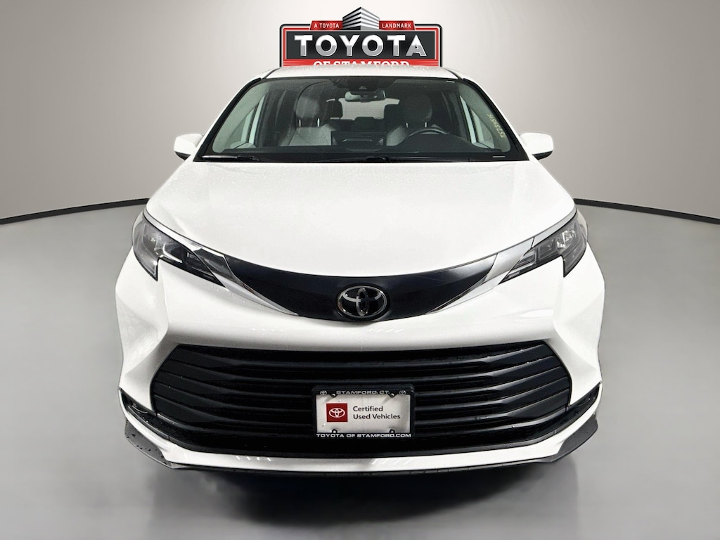 Certified 2026 Toyota Sienna LE Van Passenger Van