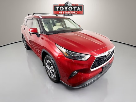 2022 Toyota Highlander XLE SUV