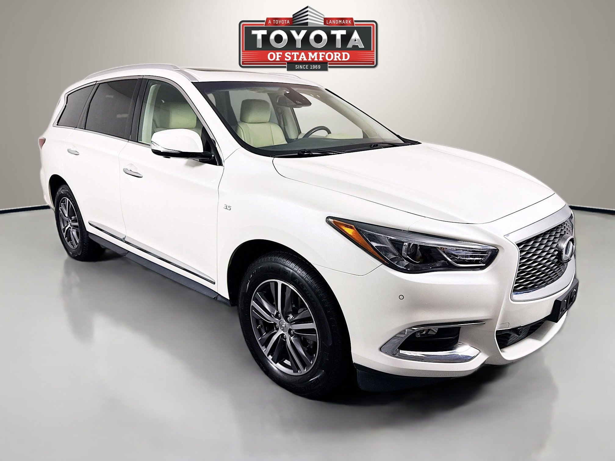 2019 INFINITI QX60 LUXE