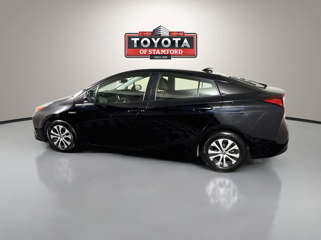 Certified 2021 Toyota Prius LE Hatchback