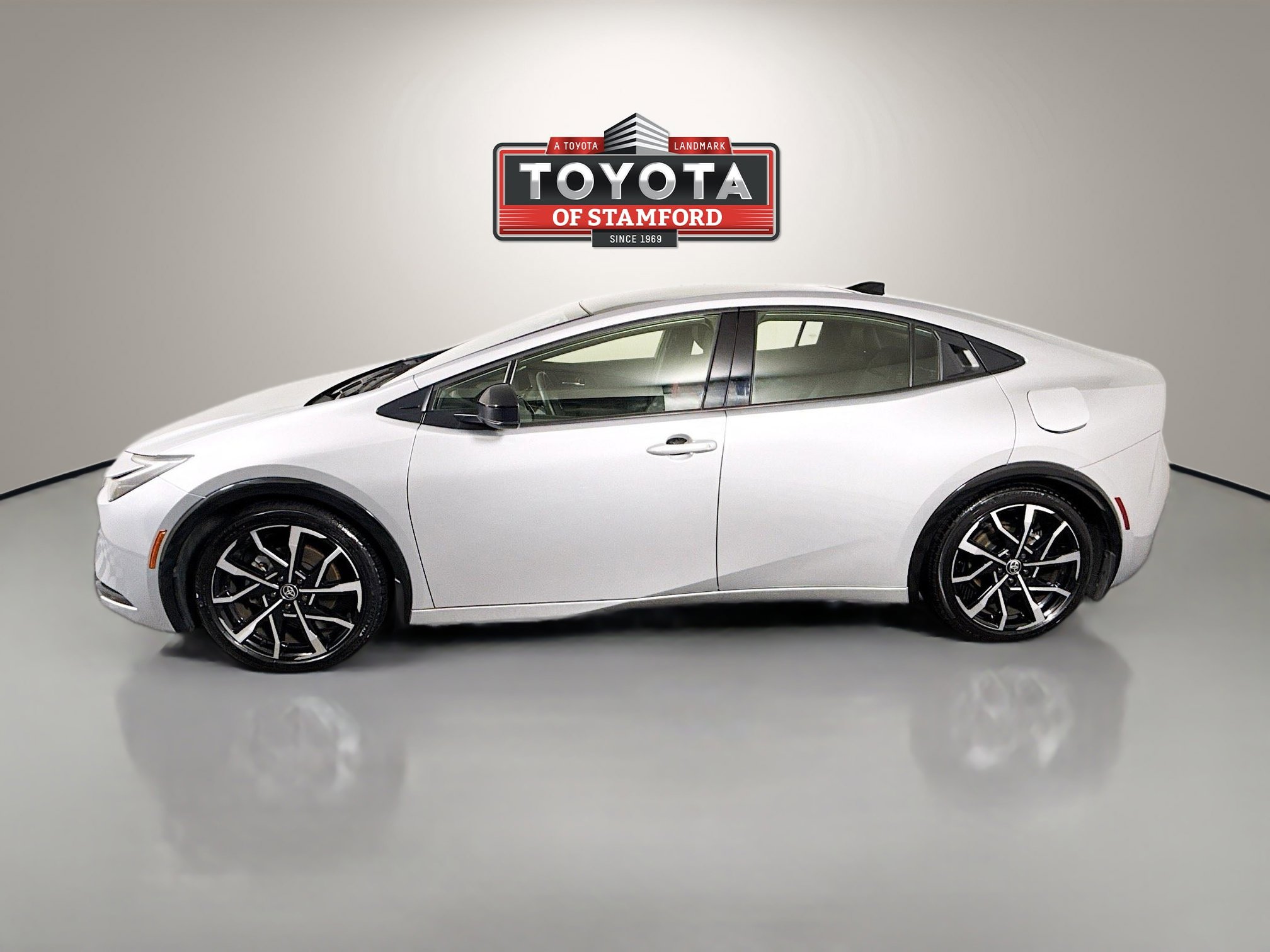 2024 Toyota Prius Prime XSE photo 4