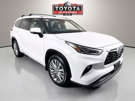 2023 Toyota Highlander Platinum SUV