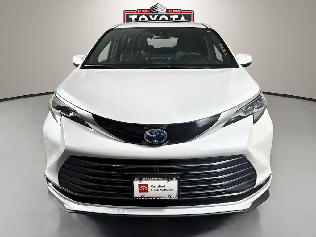 Certified 2025 Toyota Sienna Platinum Van Passenger Van