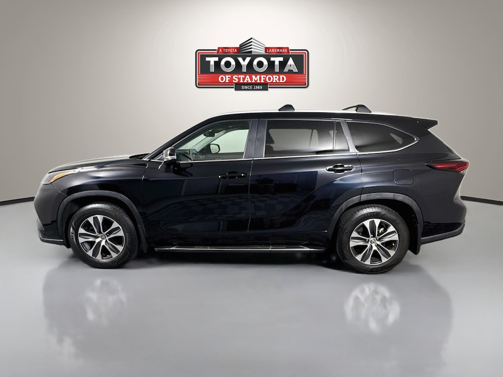 Used 2024 Toyota Highlander XLE SUV