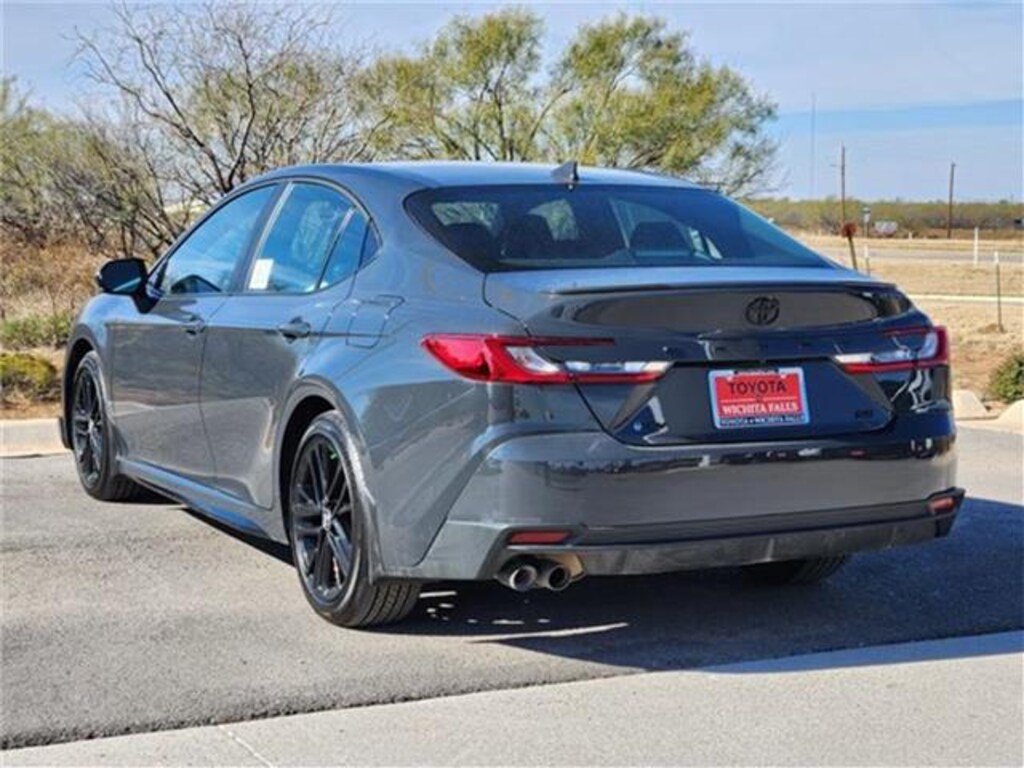 New 2026 Toyota Camry SE Front-Wheel Drive Sedan
