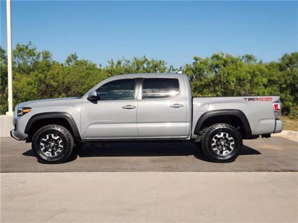 Used 2021 Toyota Tacoma TRD Sport V6 4x4 Double Cab 5 ft. box 127.4 in. WB