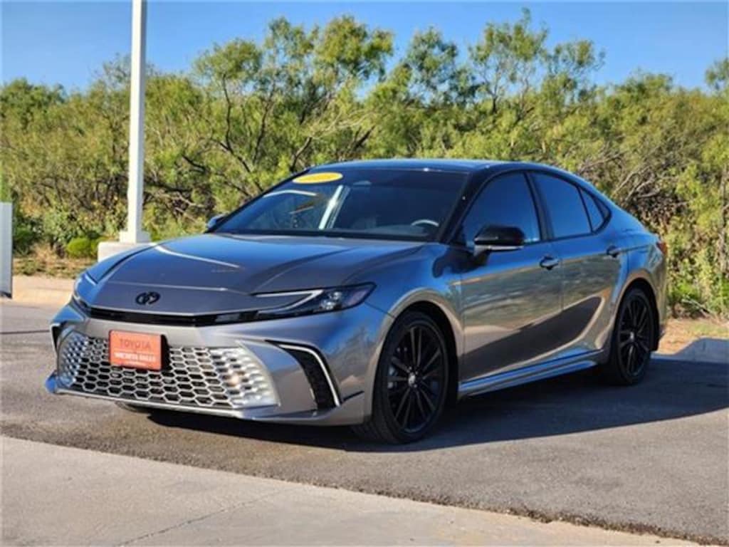 Used 2025 Toyota Camry XSE