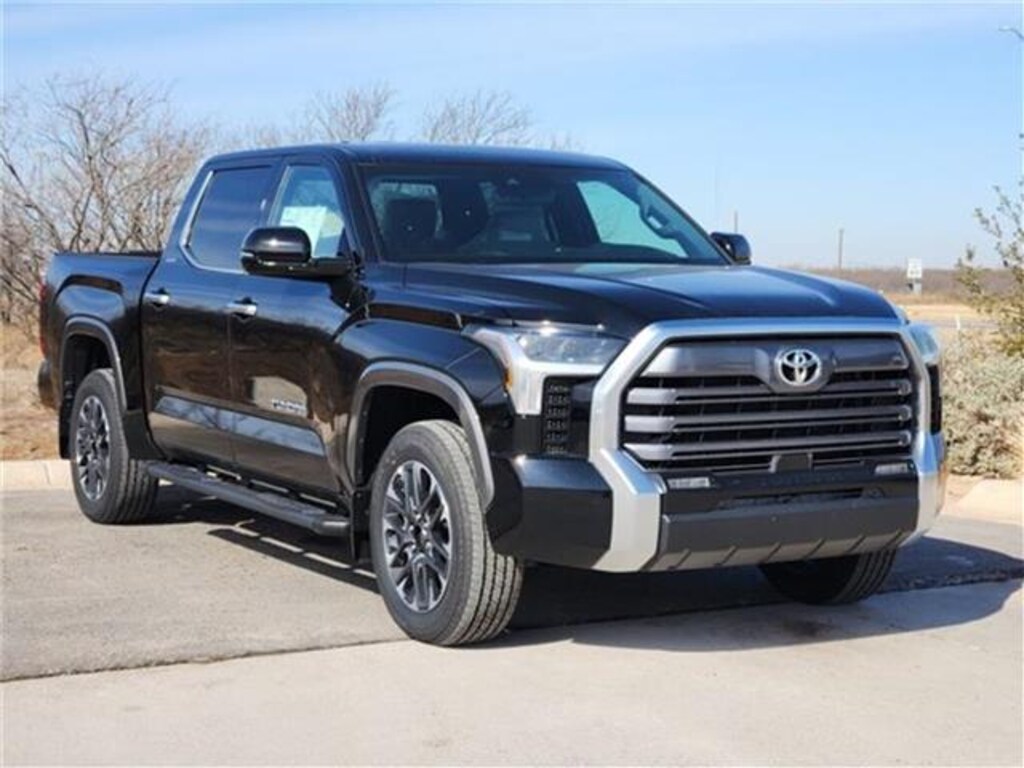 New 2026 Toyota Tundra Limited 4x4 CrewMax 5.5 ft. box 145.7 in. WB