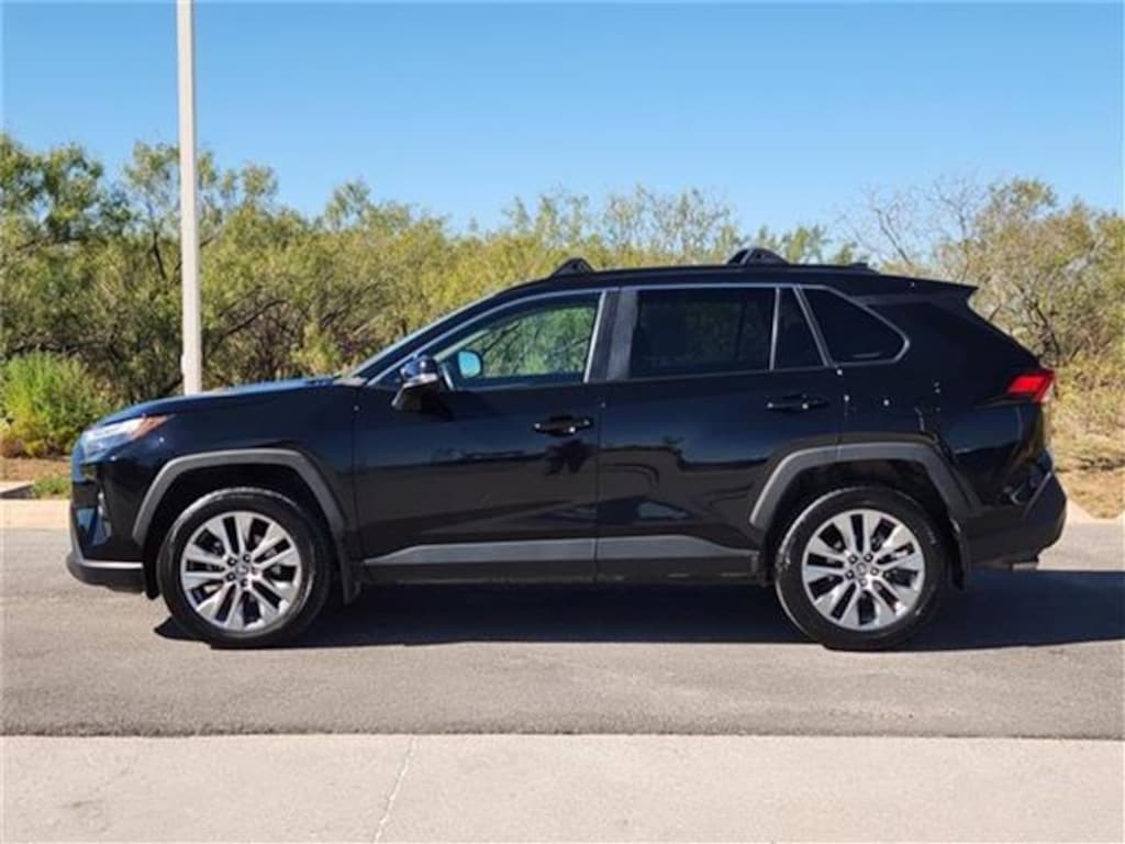 Used 2023 Toyota RAV4 XLE Premium Front-Wheel Drive