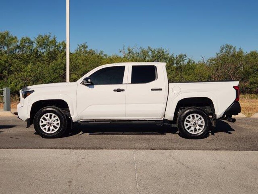 Used 2024 Toyota Tacoma SR 4x4 Double Cab 5 ft. box