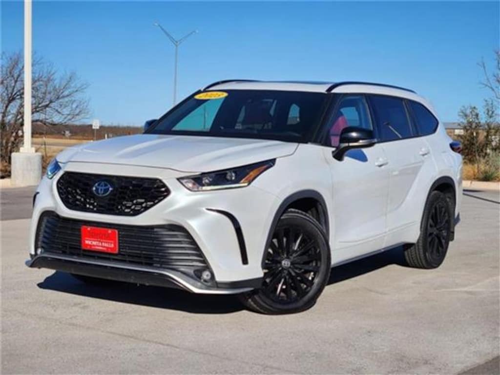 Used 2023 Toyota Highlander XSE All-Wheel Drive