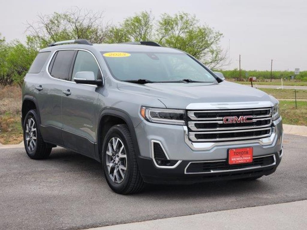 Used 2023 GMC Acadia SLT Front-Wheel Drive