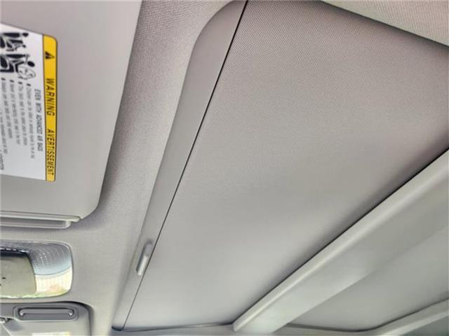 2026 Toyota Prius XLE - Photo 18