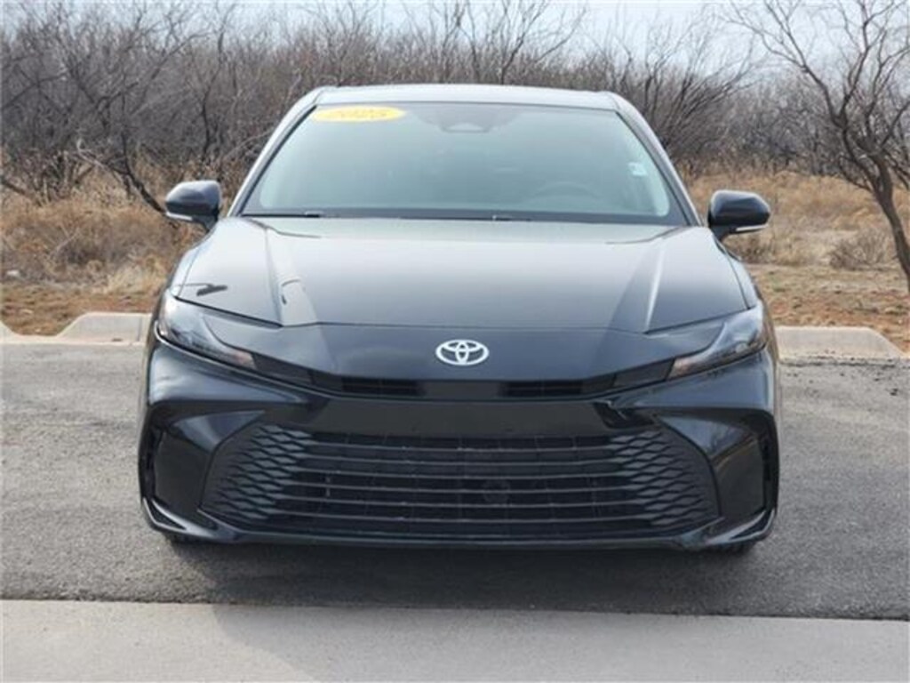 Used 2025 Toyota Camry LE