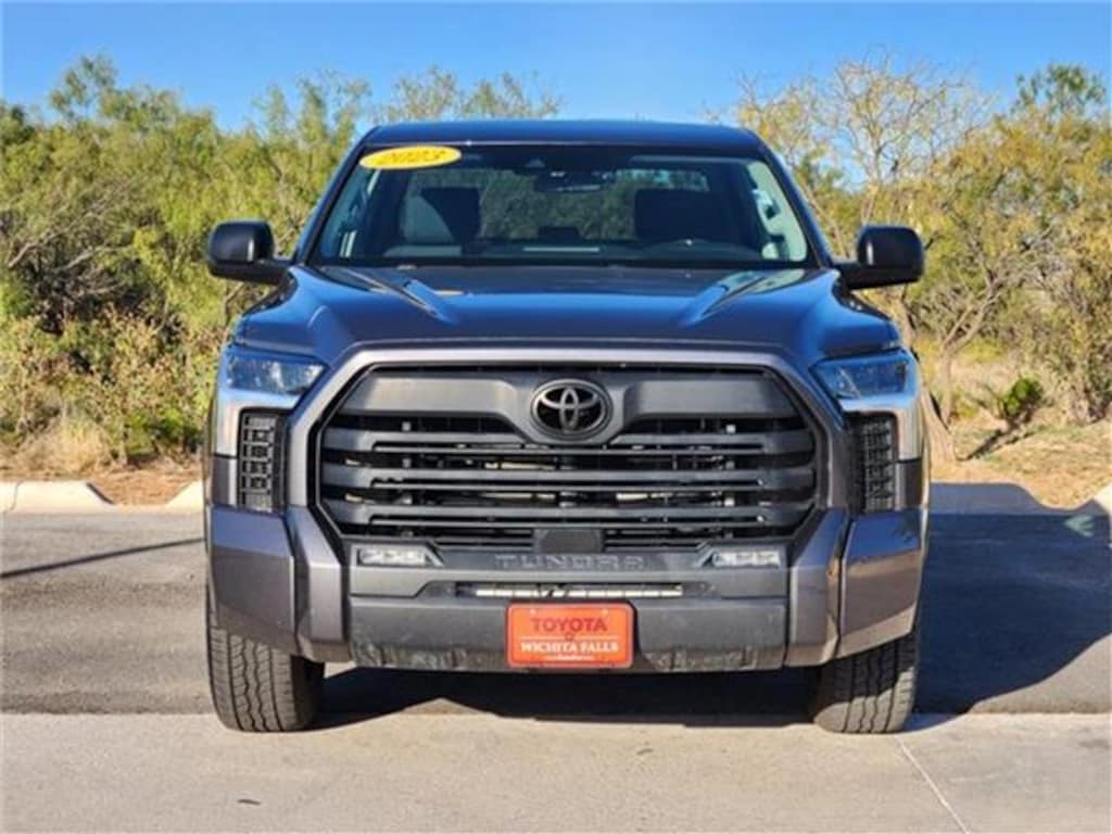 Used 2023 Toyota Tundra SR5 (A10) 4x4 CrewMax 5.5 ft. box 145.7 in. WB