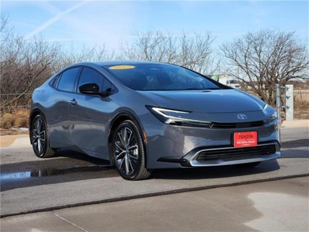 Used 2025 Toyota Prius Plug-In Hybrid XSE Premium