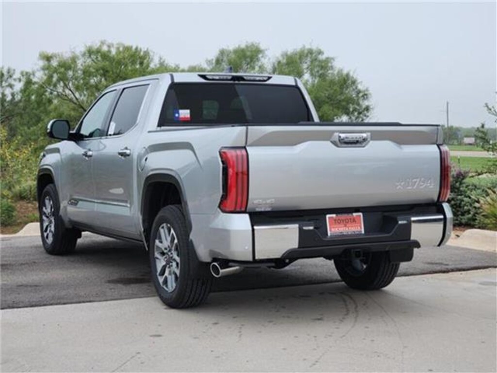 New 2026 Toyota Tundra 1794 Edition 4x4 CrewMax 5.5 ft. box 145.7 in. WB