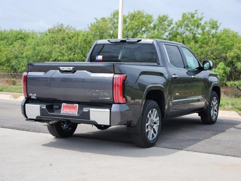New 2026 Toyota Tundra Hybrid 1794 Edition 4x4 CrewMax 5.5 ft. box 145.7 in. WB