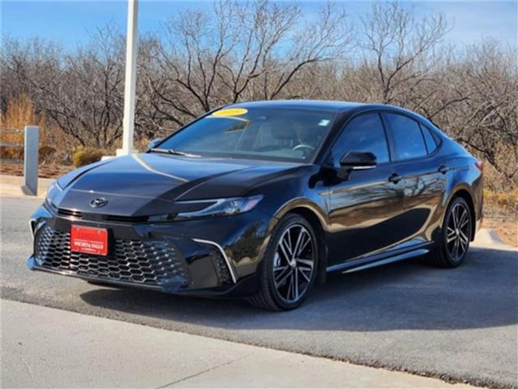 Used 2025 Toyota Camry XSE