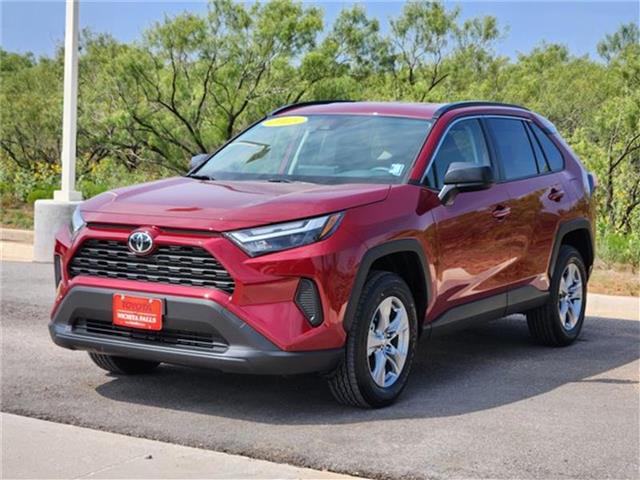 2025 Toyota RAV4 Hybrid LE photo 2