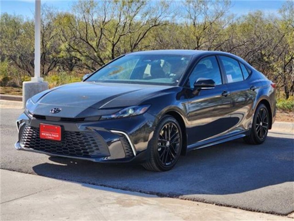 New 2026 Toyota Camry SE Front-Wheel Drive Sedan