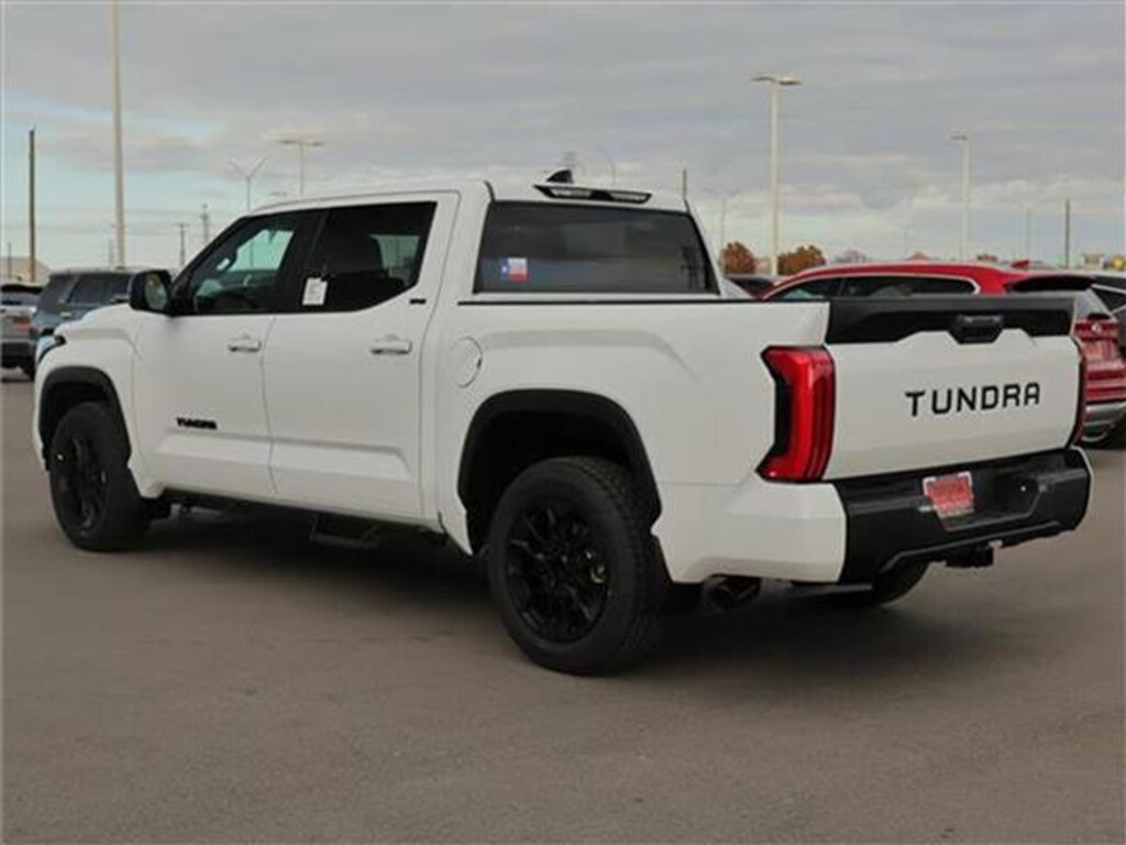 New 2025 Toyota Tundra SR5 (A10) 4x2 CrewMax 5.5 ft. box 145.7 in. WB