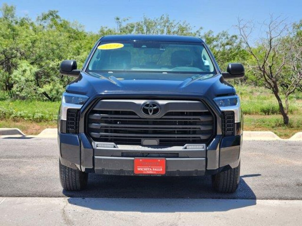 Used 2024 Toyota Tundra SR5 (A10) 4x2 CrewMax 5.5 ft. box 145.7 in. WB