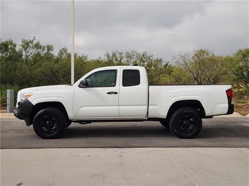 Used 2023 Toyota Tacoma SR 4x2 Access Cab 6 ft. box 127.4 in. WB