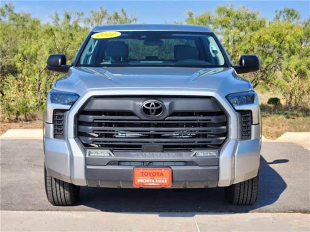 Used 2022 Toyota Tundra SR5 (A10) 4x2 CrewMax 5.5 ft. box 145.7 in. WB