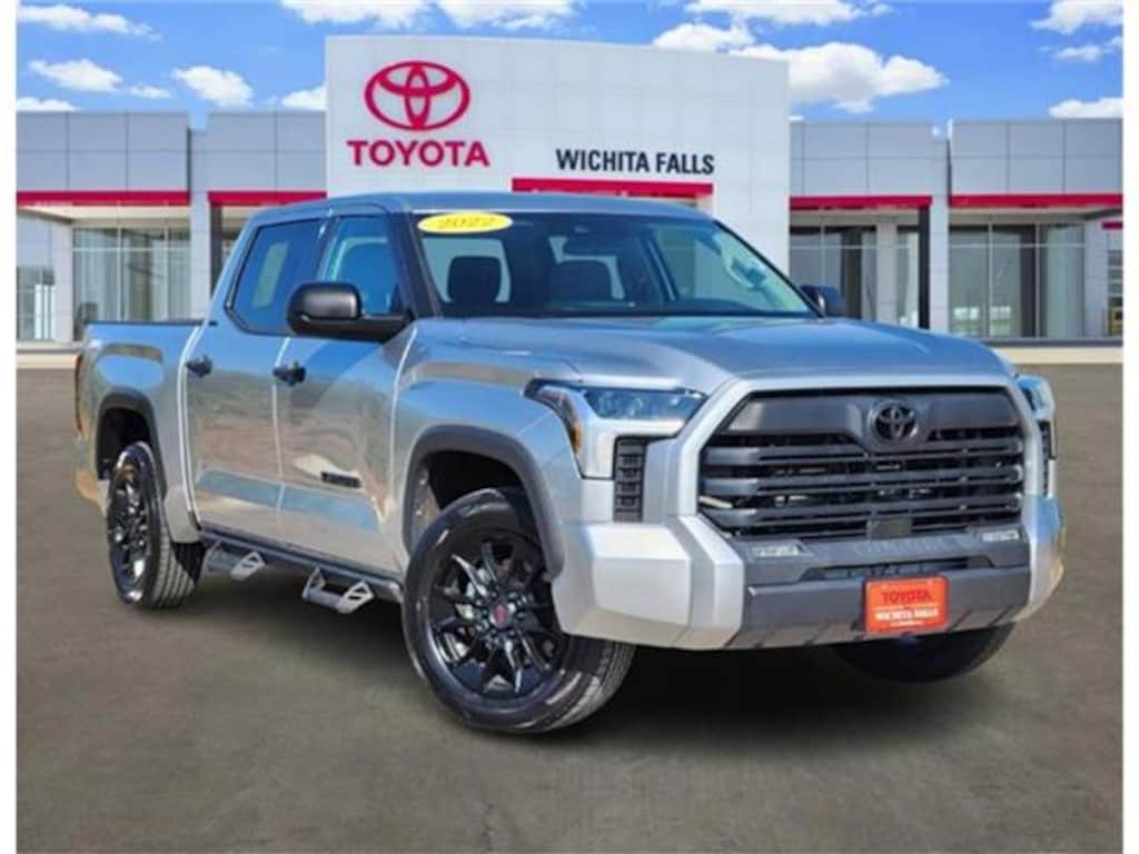 Used 2022 Toyota Tundra SR5 (A10) 4x2 CrewMax 5.5 ft. box 145.7 in. WB