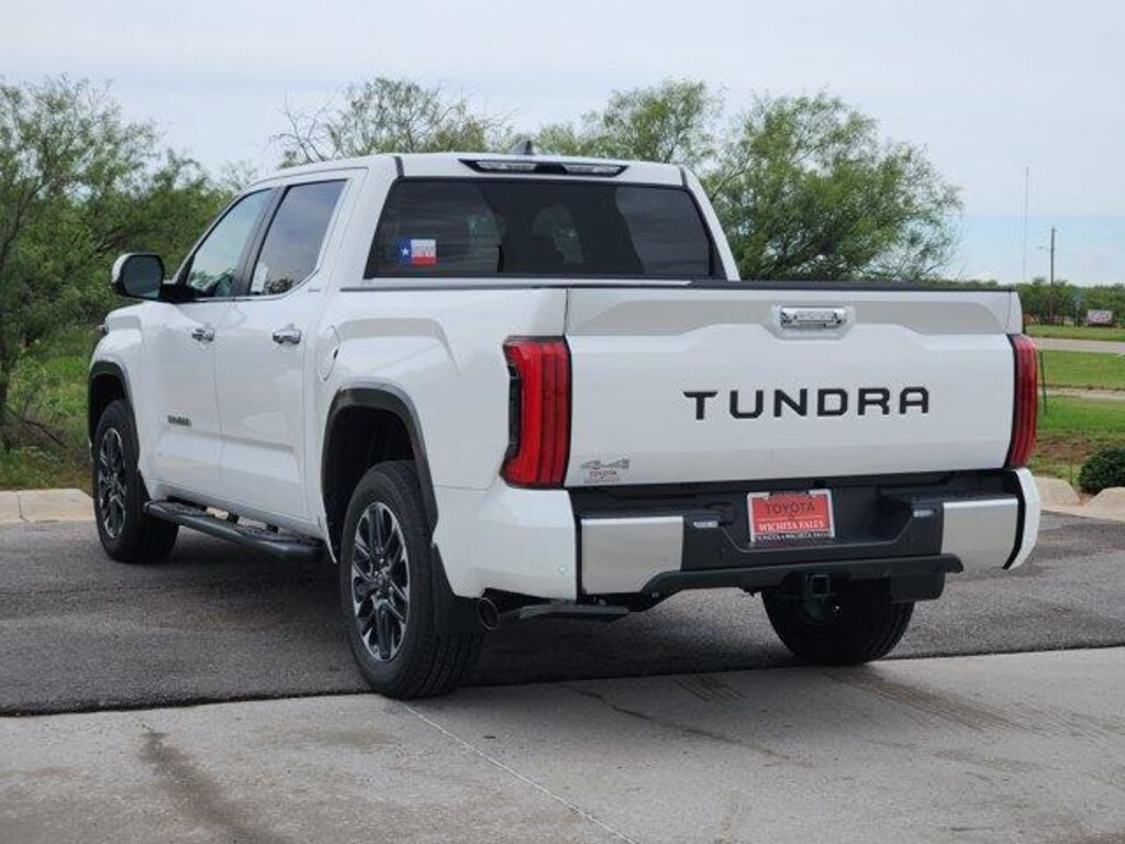 New 2026 Toyota Tundra Limited 4x4 CrewMax 5.5 ft. box 145.7 in. WB