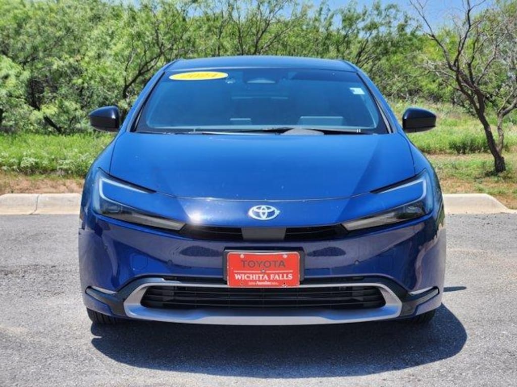 Used 2024 Toyota Prius XLE