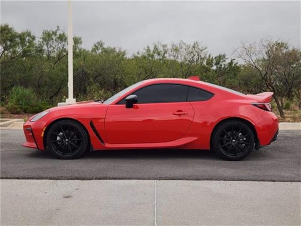 Used 2025 Toyota GR86 Premium (M6) Coupe