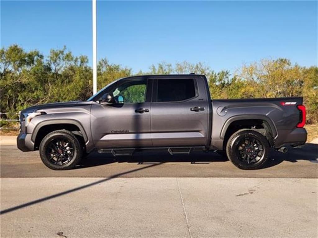 Used 2023 Toyota Tundra SR5 (A10) 4x4 CrewMax 5.5 ft. box 145.7 in. WB