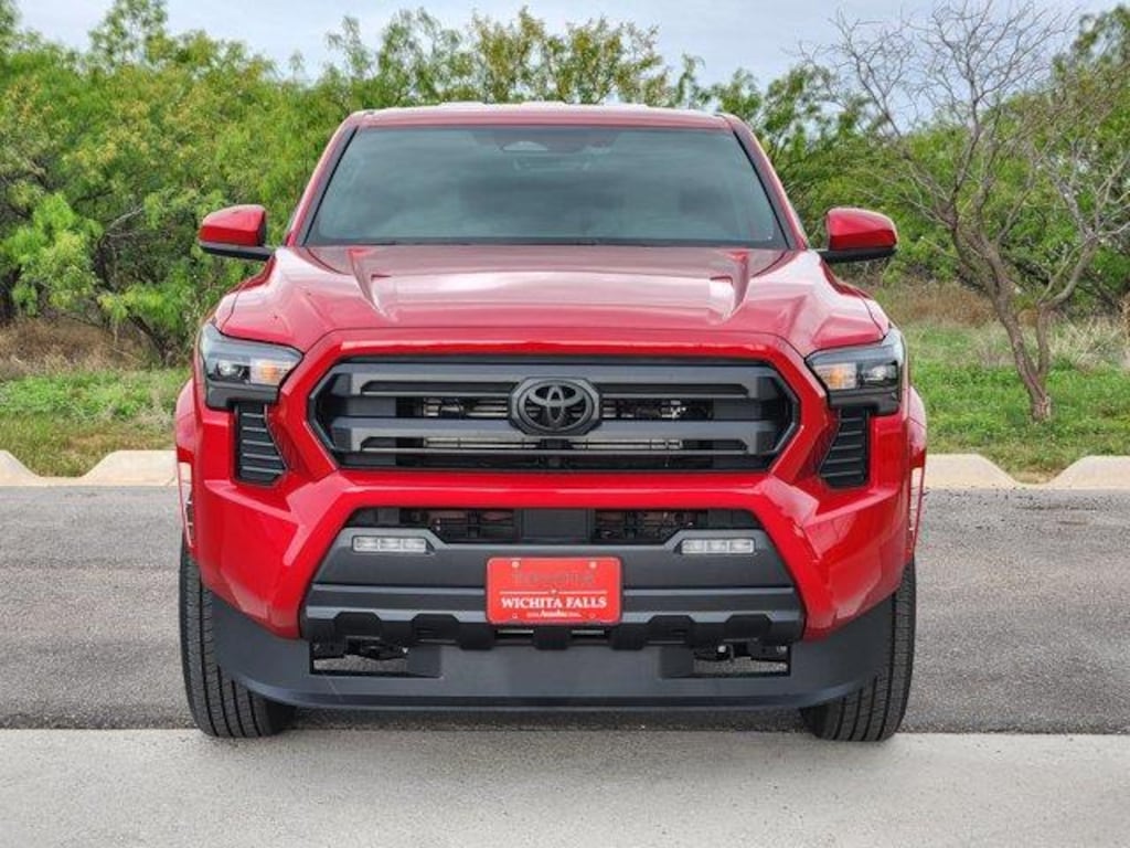Used 2026 Toyota Tacoma SR5 4x2 Double Cab 6 ft. box