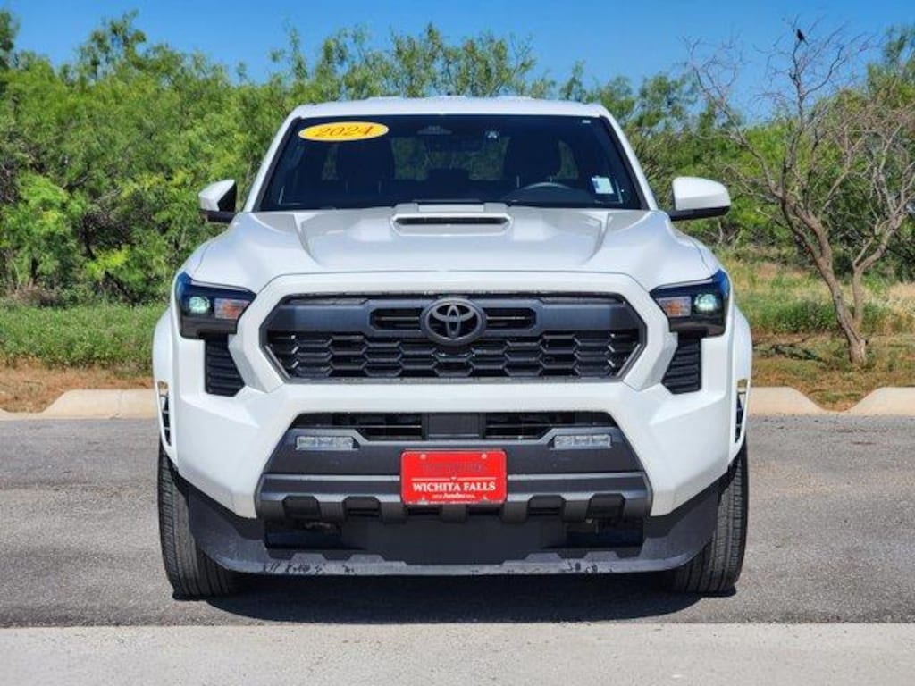 Used 2024 Toyota Tacoma TRD Sport 4x2 Double Cab 5 ft. box