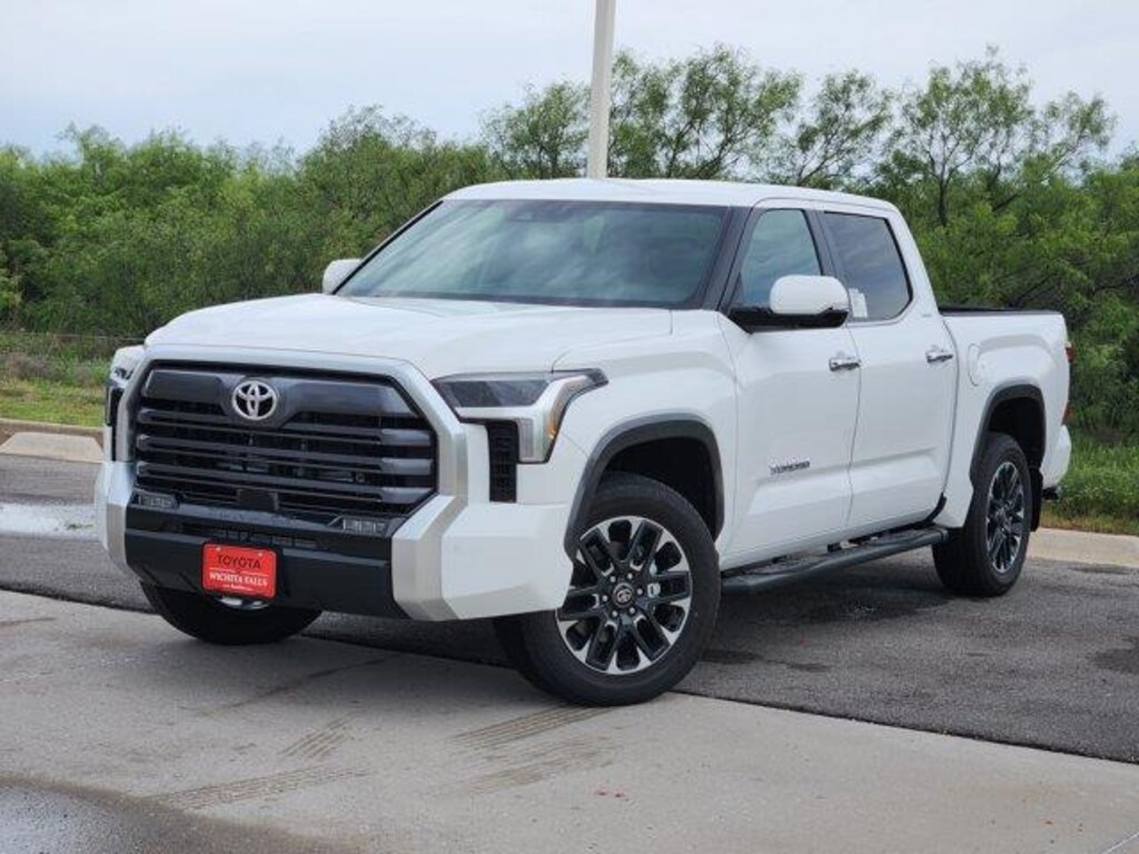 New 2026 Toyota Tundra Limited 4x4 CrewMax 5.5 ft. box 145.7 in. WB