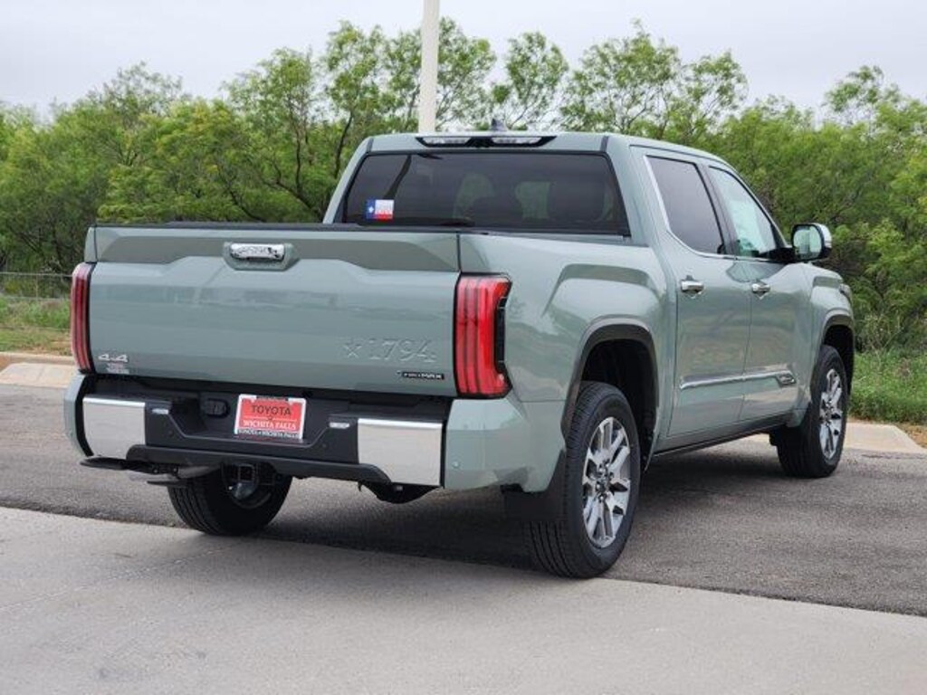 New 2026 Toyota Tundra Hybrid 1794 Edition 4x4 CrewMax 5.5 ft. box 145.7 in. WB