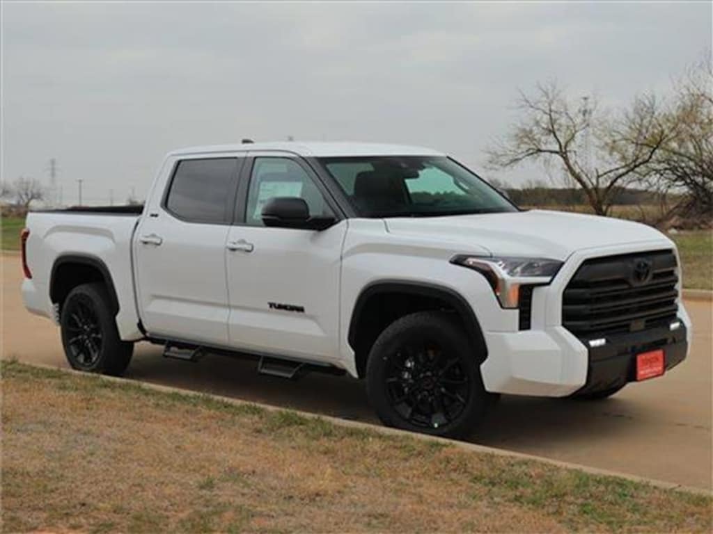 New 2025 Toyota Tundra SR5 (A10) 4x2 CrewMax 5.5 ft. box 145.7 in. WB