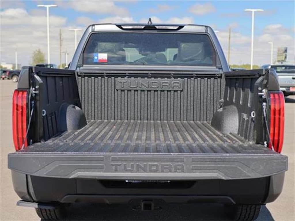 New 2024 Toyota Tundra SR5 (A10) 4x2 CrewMax 5.5 ft. box 145.7 in. WB