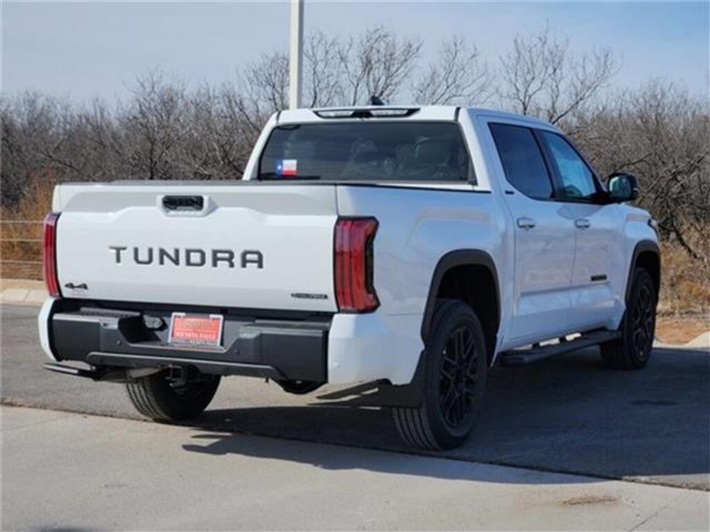 New 2026 Toyota Tundra Hybrid Limited 4x4 CrewMax 5.5 ft. box 145.7 in. WB