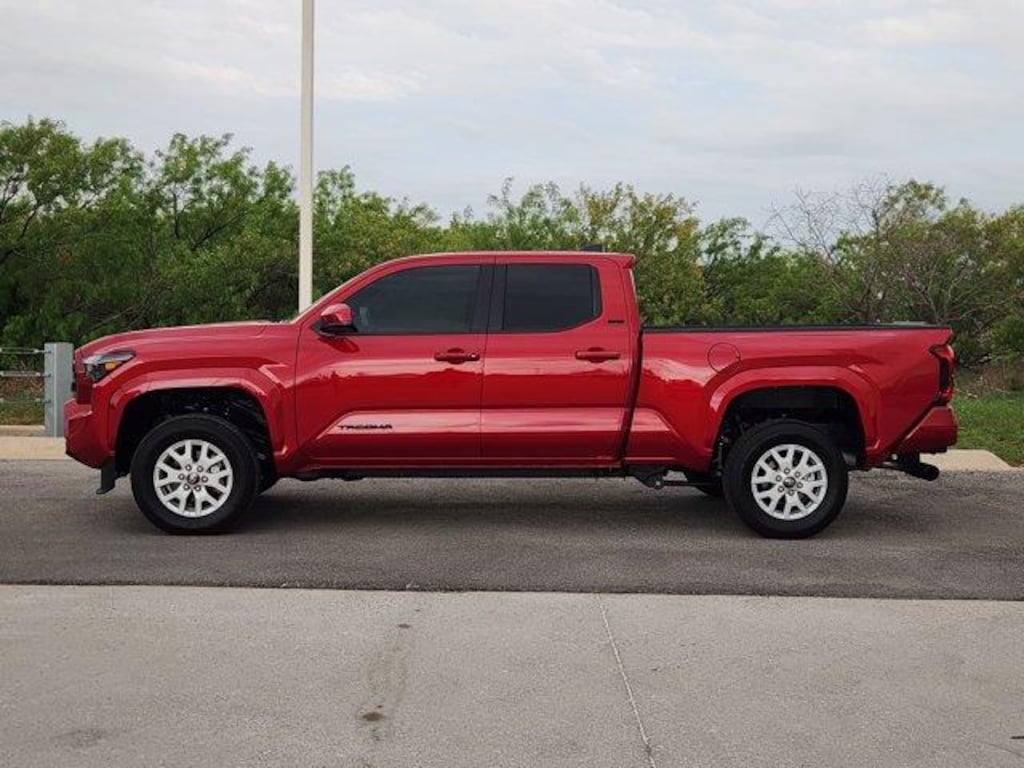 Used 2026 Toyota Tacoma SR5 4x2 Double Cab 6 ft. box