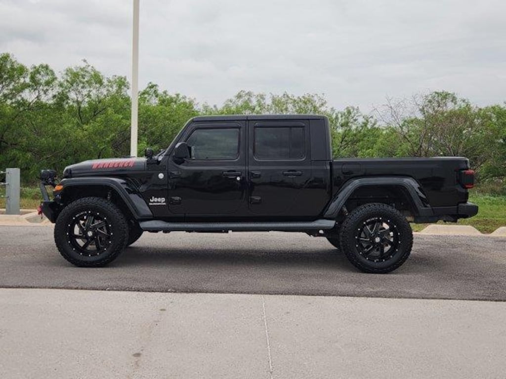 Used 2020 Jeep Gladiator Overland 4x4 Crew Cab 5 ft. box