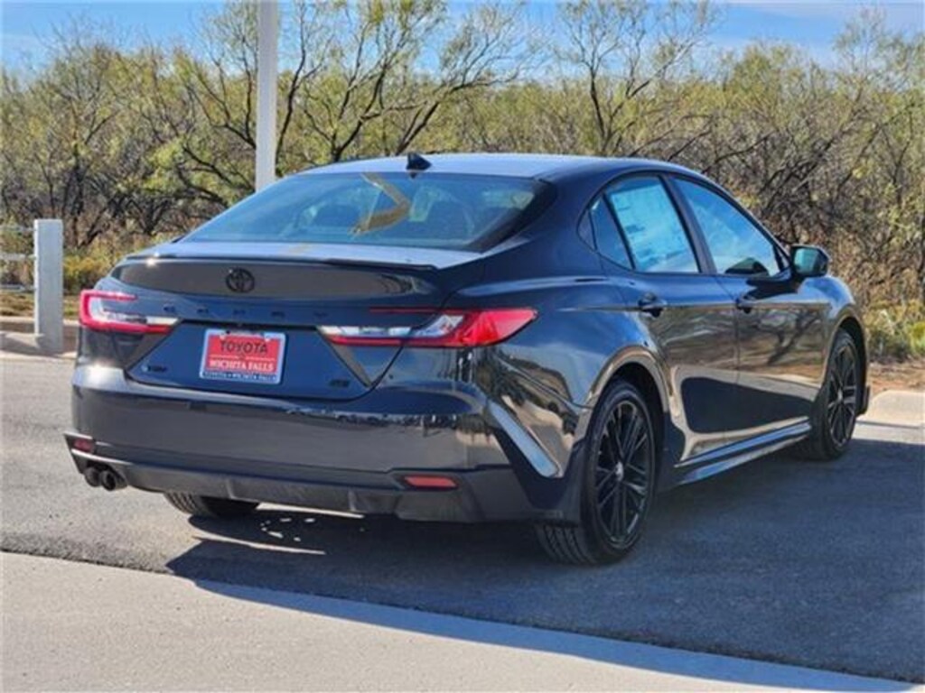 New 2026 Toyota Camry SE Front-Wheel Drive Sedan
