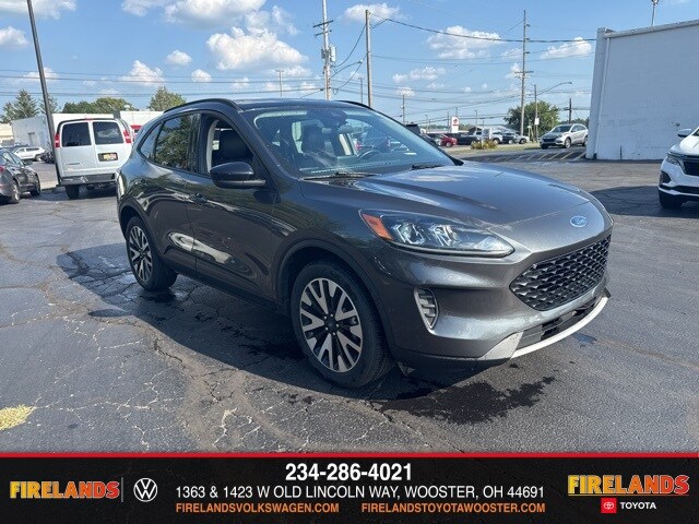 2020 Ford Escape SE Sport Hybrid photo 4